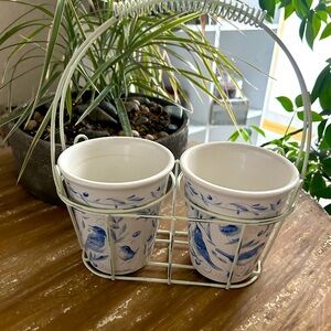 Double plant container set.